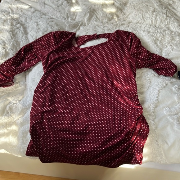 Maternity Tops - Picture 2 of 5